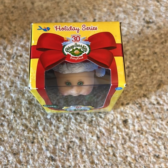 New in Box Cabbage Patch Santa Mini Doll 2013 Edition! 🎅🏻 - Picture 2 of 5